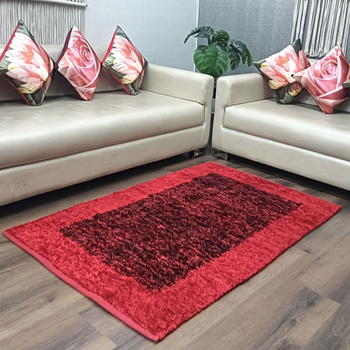 Avioni Handloom Cut Shuttle Rugs by Master Artisans | Feather like Luxurious Silk Soft Touch | Home Washable | Red and Black | Reversible