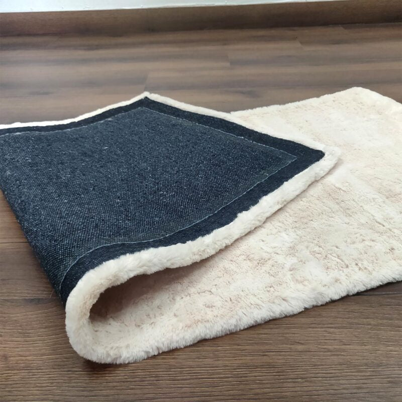 Loomkart – Avioni Ultra Soft Cozy Fluffy Faux Fur  White Rug – White / Cream- Easily Hand Washable – Bedside/Hallway/Pooja Room- 60X150cm