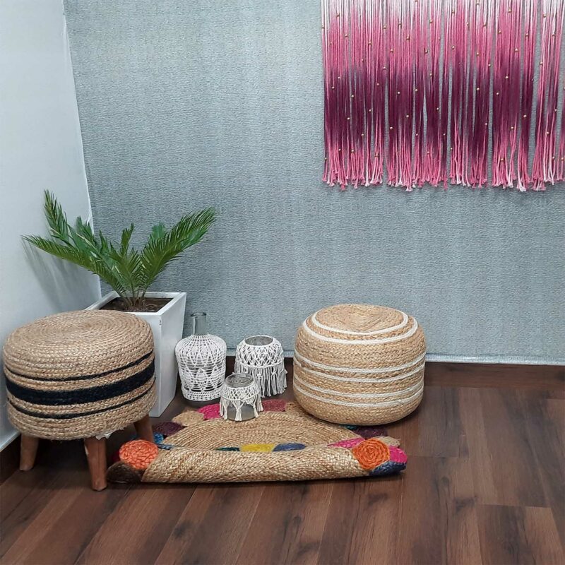 Jute Carpet – Braided Area Rugs – Circular Rug with Contemporary Colored Pattern over Natural Handmade unbleached Centre – 110 cm Diameter – Avioni