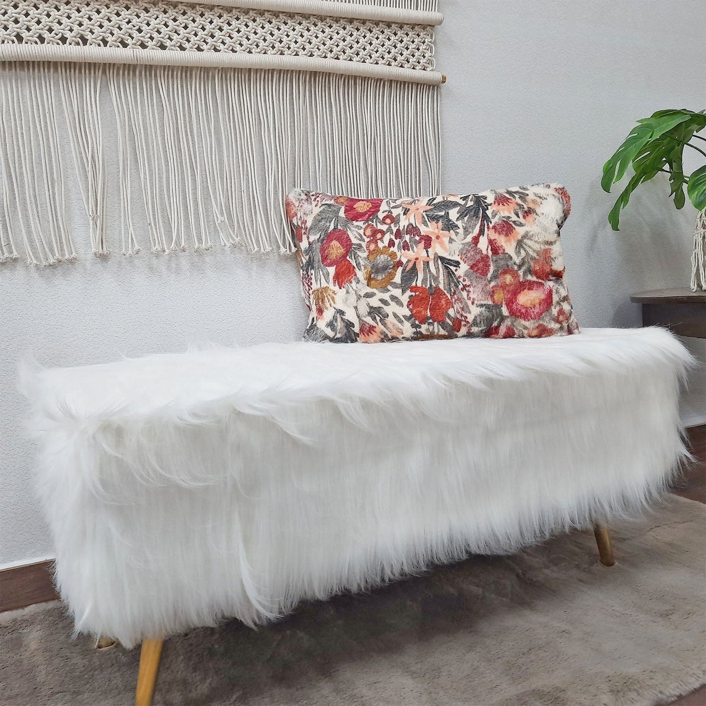 Noviato Collection – White Premium Long Faux Fur Bench Gold Metal Legs Modern On-Trend Style Multi-Functional Ottoman Bench Seat, 90 cm length x 40 cms Width/Height | from Avioni