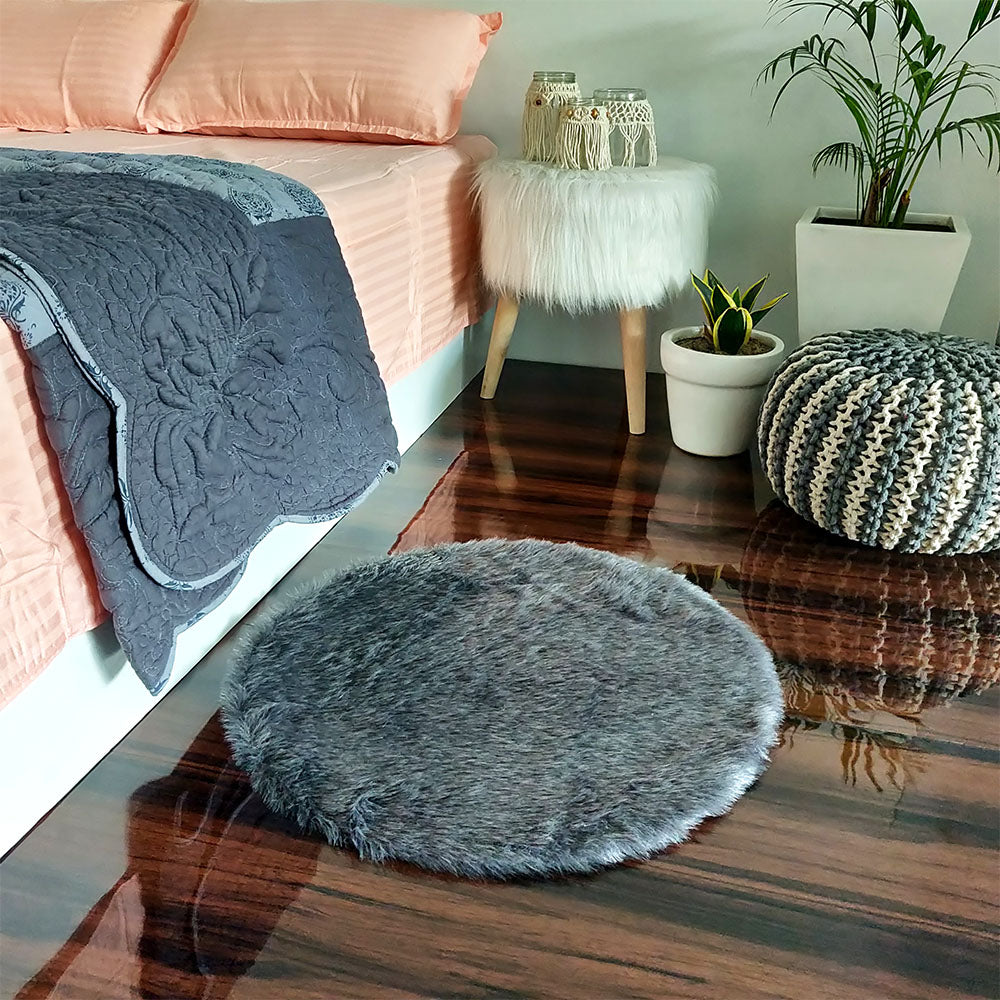 Shaggy Carpet – Premium Fur – 60 cm Round – Avioni Carpets- Grey Color